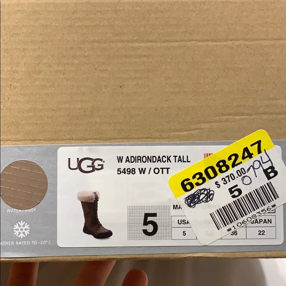 NWT UGG Winter Boots - Picture 2 of 7
